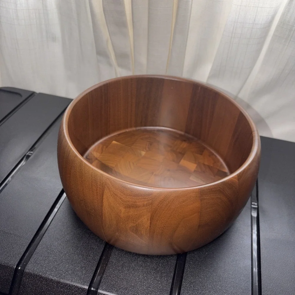 VTG Diversified Industries Division Solid American Single Walnut Salad Bowl 1526
